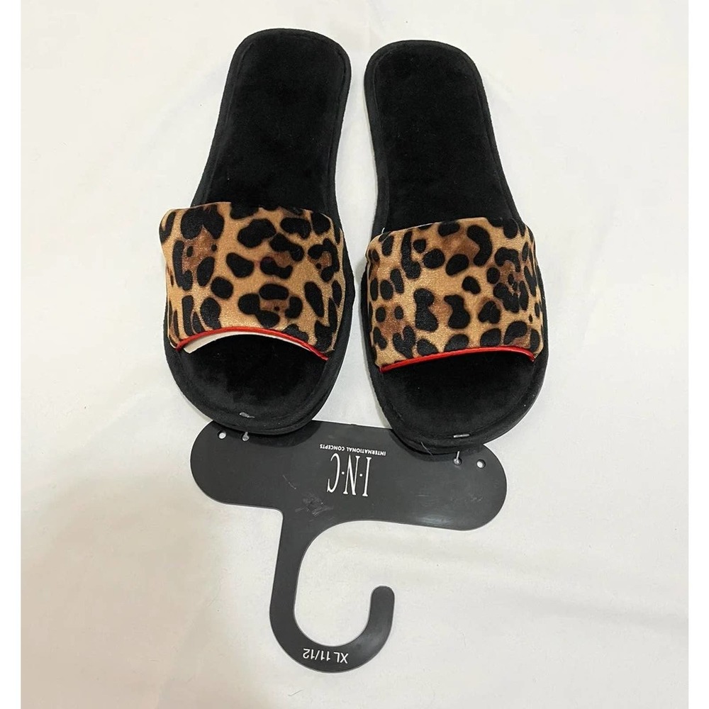 inc international concepts leopord slipp